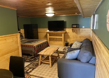 The Fishing Bear Lodge hotel thumbnail 8