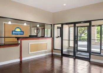 Days Inn by Wyndham San Antonio Near Fiesta Park hotel thumbnail 2