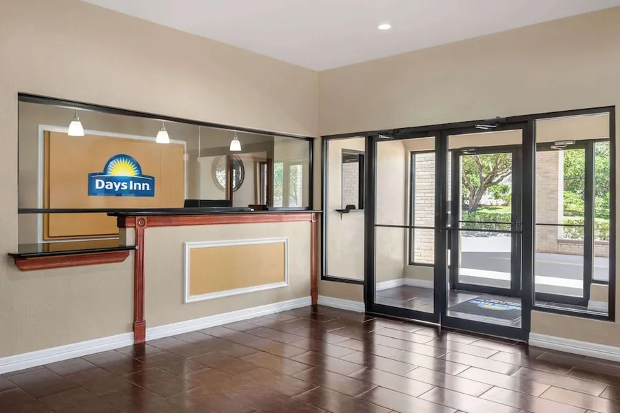 Days Inn by Wyndham San Antonio Near Fiesta Park hotel detail image 2