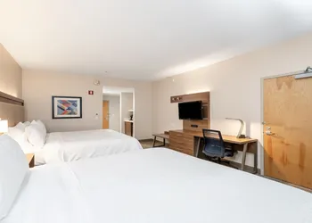 Holiday Inn Express Fremont-Milpitas Central by IHG hotel thumbnail 8