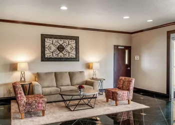 Quality Inn & Suites Slidell hotel thumbnail 6