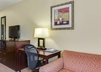 Quality Inn & Suites Slidell hotel thumbnail 8