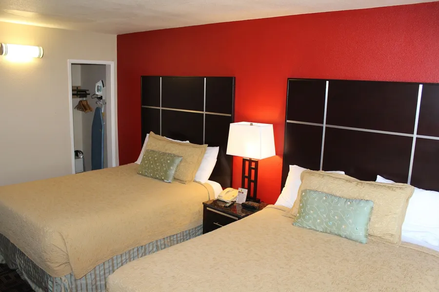 Harbor Inn & Suites hotel detail image 6