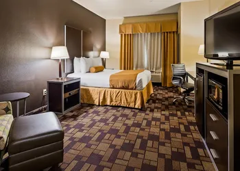 Best Western Windsor Pointe Hotel & Suites-Frost Bank Center hotel thumbnail 5