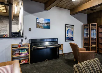 Blue Coast Inn and Suites hotel thumbnail 2