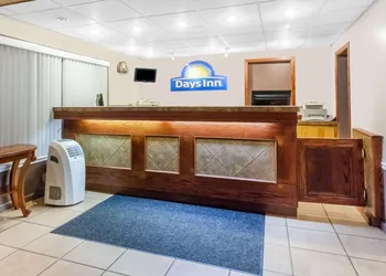 Days Inn by Wyndham Tannersville hotel thumbnail 2