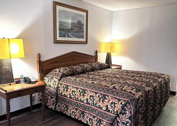 Executive Inn hotel thumbnail 7