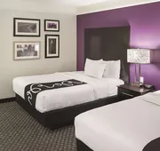 La Quinta Inn & Suites by Wyndham Las Vegas Summerlin Tech hotel detail image 4