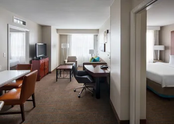 Residence Inn by Marriott Downtown Long Beach hotel thumbnail 7