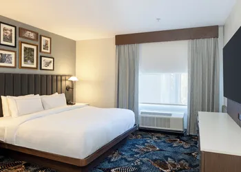 DoubleTree by Hilton Hotel Savannah Airport hotel thumbnail 8