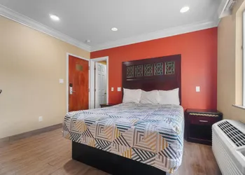 Santa Fe Inn Los Angeles hotel thumbnail 6