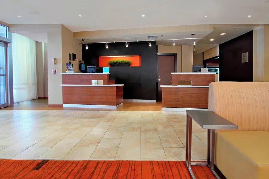 Courtyard by Marriott Lyndhurst Meadowlands hotel detail image 2