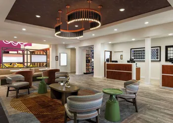 Hampton Inn Tropicana hotel thumbnail 8