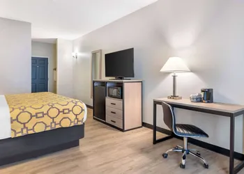 Baymont by Wyndham Kennesaw hotel thumbnail 5