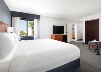 Courtyard By Marriott Las Vegas Stadium Area hotel thumbnail 8