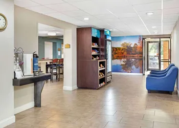 Clarion Pointe Durham Research Triangle Park hotel thumbnail 4