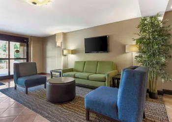 Quality Inn Raleigh Downtown hotel thumbnail 6