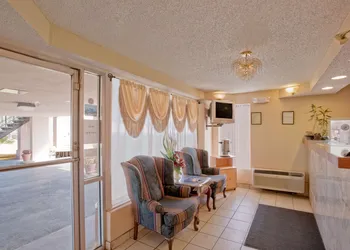 Americas Best Value Inn Savannah hotel thumbnail 2