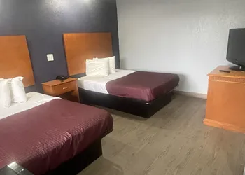 Americas Best Value Inn Savannah hotel thumbnail 6