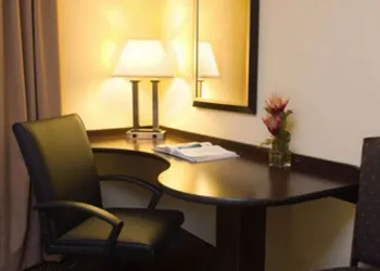 Hampton Inn & Suites Orlando-John Young Pkwy/S. Park hotel thumbnail 6