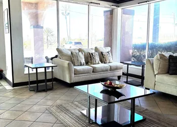 Ramada by Wyndham Davenport Orlando South hotel thumbnail 2