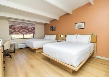 Ramada by Wyndham Davenport Orlando South hotel thumbnail 3