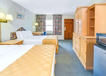 Knights Inn Kissimmee hotel thumbnail 4