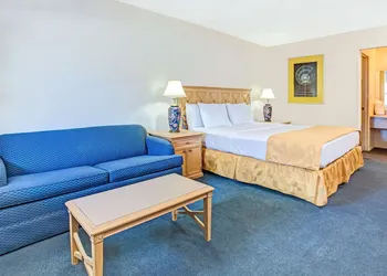 Knights Inn Kissimmee hotel thumbnail 6