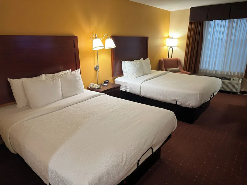 Americas Best Value Inn St. Robert hotel detail image 6