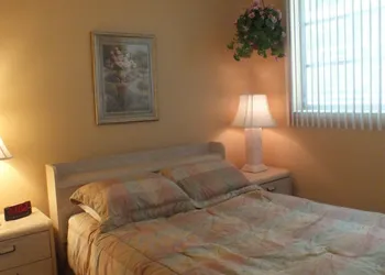 Holiday Isle Yacht Club hotel thumbnail 6