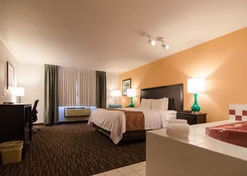 Cottage Grove Inn hotel thumbnail 6