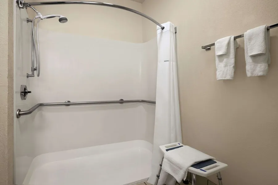 Days Inn & Suites by Wyndham Romeoville hotel detail image 6