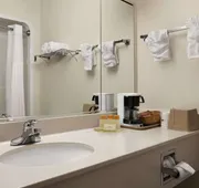 Days Inn & Suites by Wyndham Romeoville hotel detail image 7