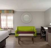La Quinta Inn by Wyndham Birmingham - Inverness hotel detail image 7