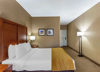 Comfort Inn Gurnee near Six Flags hotel thumbnail 6