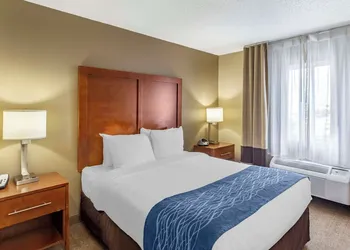 Comfort Inn Gurnee near Six Flags hotel thumbnail 8