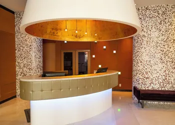 OPUS Hotel Vancouver hotel thumbnail 2
