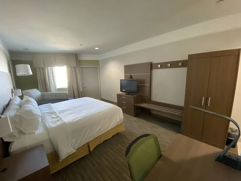 Holiday Inn Express & Suites Galveston West-Seawall by IHG hotel detail image 6