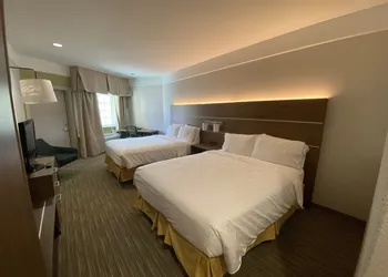 Holiday Inn Express & Suites Galveston West-Seawall by IHG hotel thumbnail 8