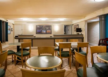 La Quinta Inn by Wyndham Norfolk Virginia Beach hotel thumbnail 3