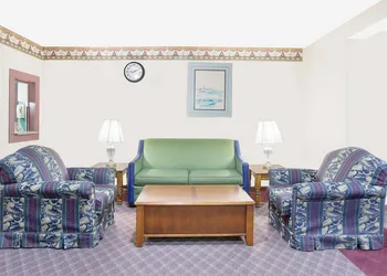 Knights Inn Emporia hotel thumbnail 2
