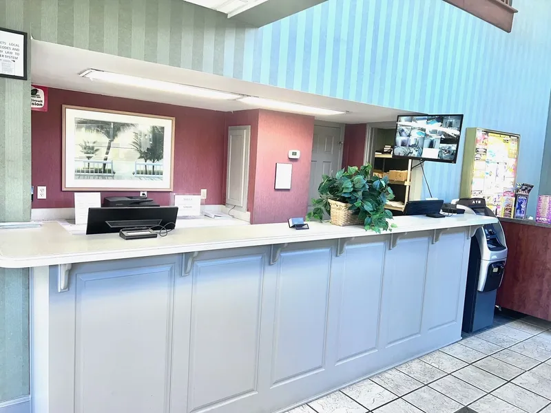 Atlantic crest inn and suites hotel detail image 2