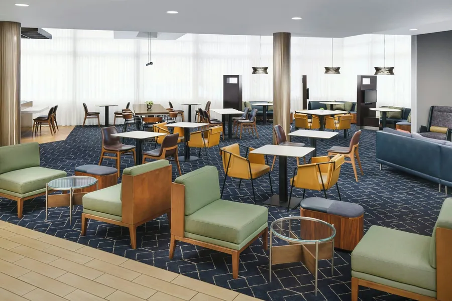 Courtyard by Marriott Los Angeles Woodland Hills hotel detail image 2