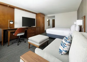 Courtyard by Marriott Los Angeles Woodland Hills hotel thumbnail 6