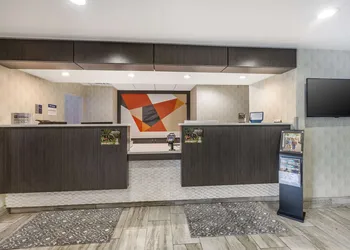 Best Western Plus Spartanburg hotel thumbnail 2
