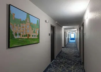 Rodeway Inn & Suites near Outlet Mall - Asheville hotel thumbnail 4