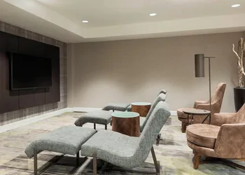 Courtyard by Marriott Sarasota Bradenton Airport hotel thumbnail 2