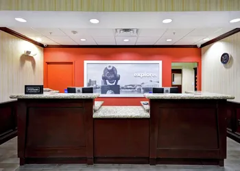 Hampton Inn & Suites San Antonio/Northeast I-35 hotel thumbnail 3