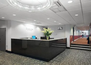 Ramada by Wyndham Jersey City hotel thumbnail 4