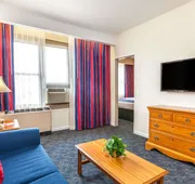 Ramada by Wyndham Jersey City hotel detail image 7